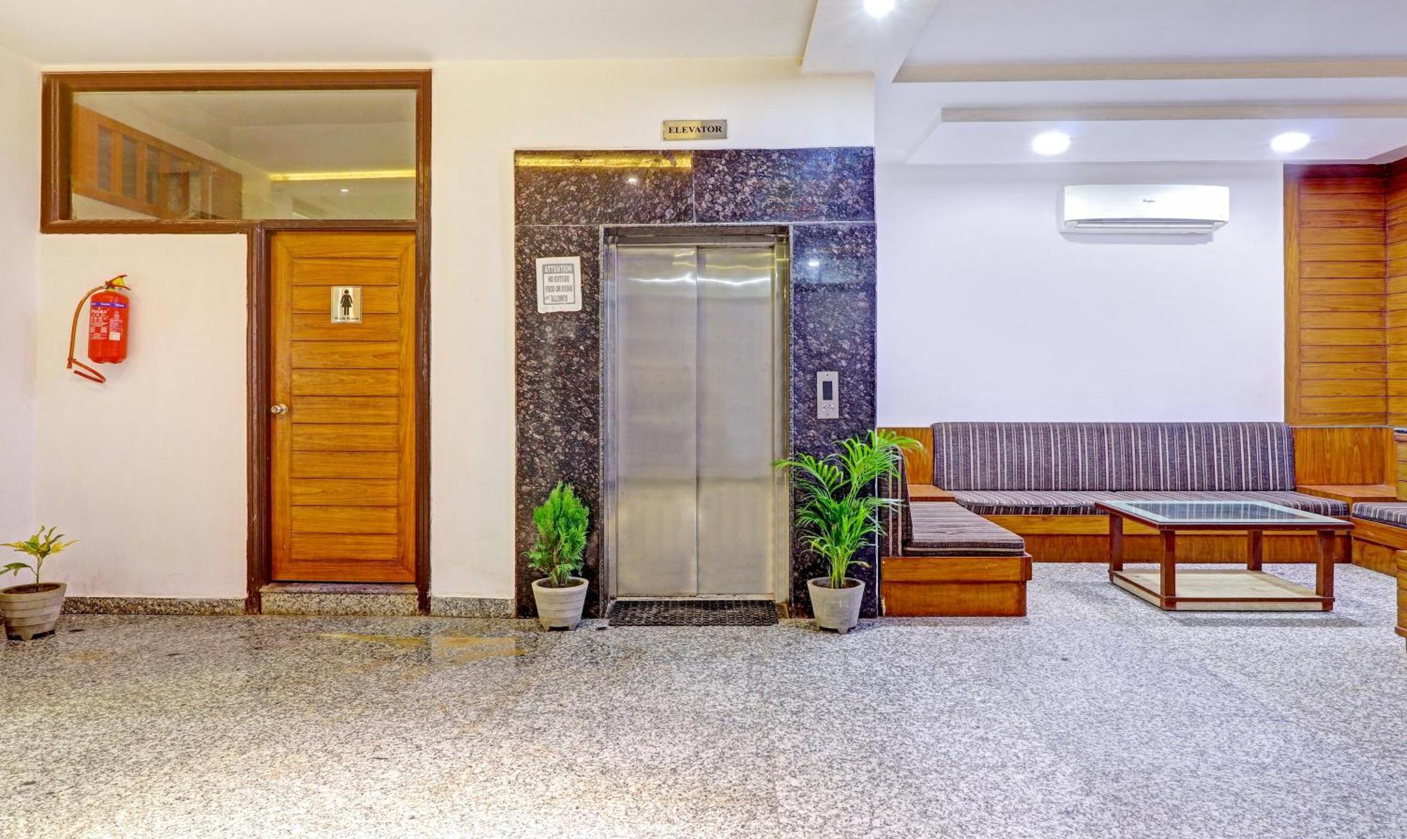 Hotel Castle View アーグラ エクステリア 写真